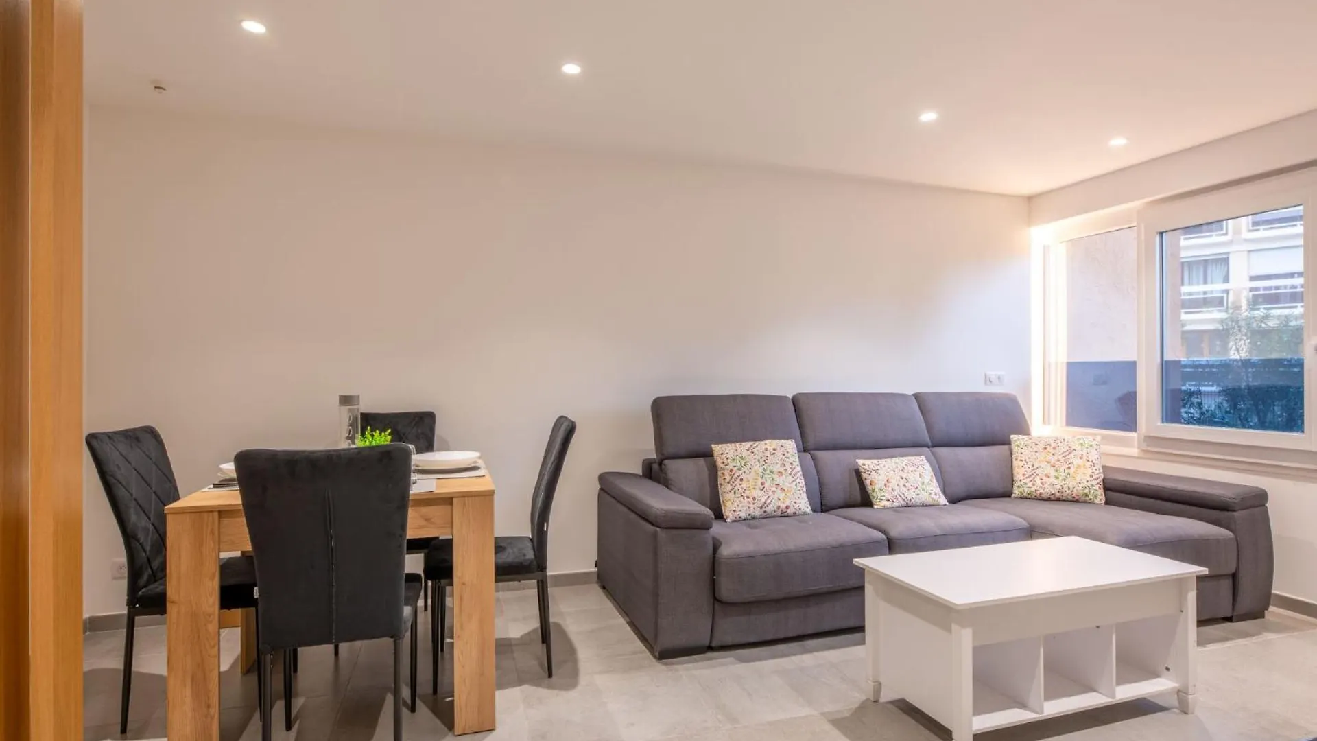 Apartment L'Atalante By Interhome Sainte-Maxime